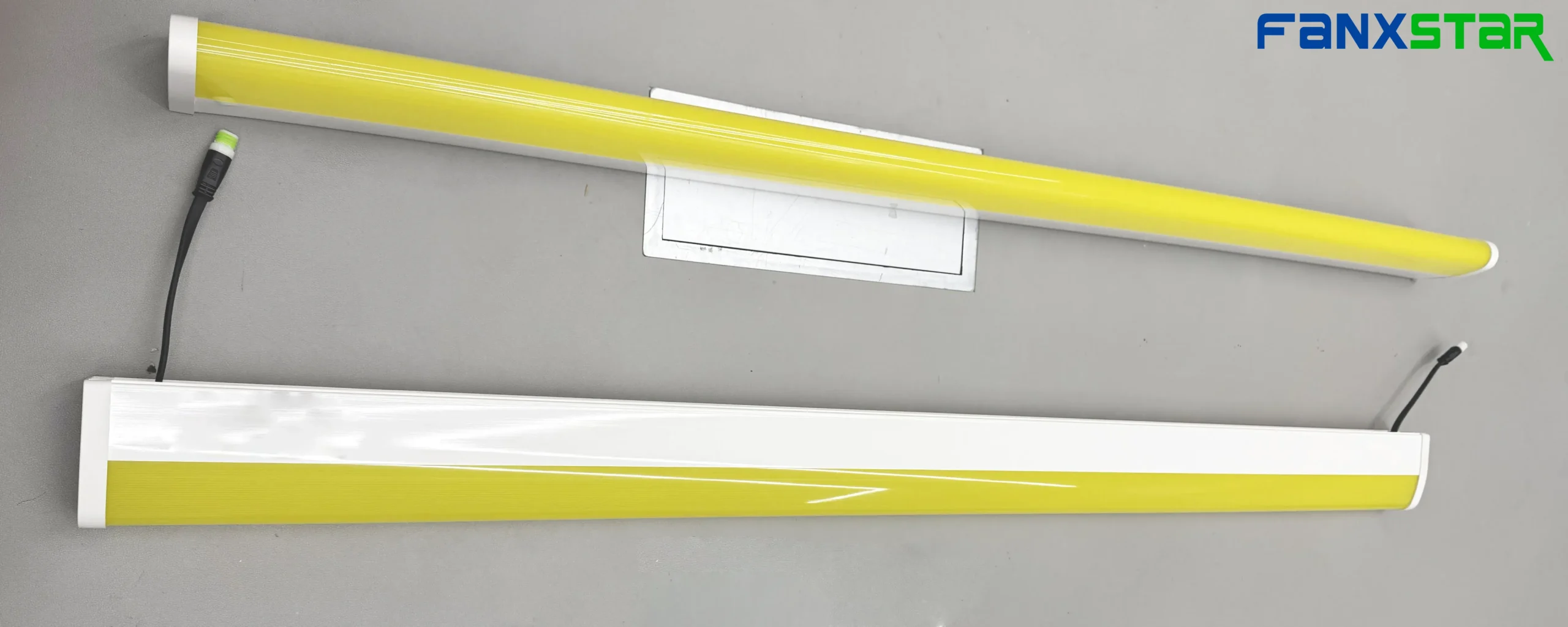 IP65 Yellow Light Features