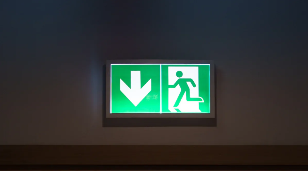 Emergency Lighting Fixtures and Workplace Safety