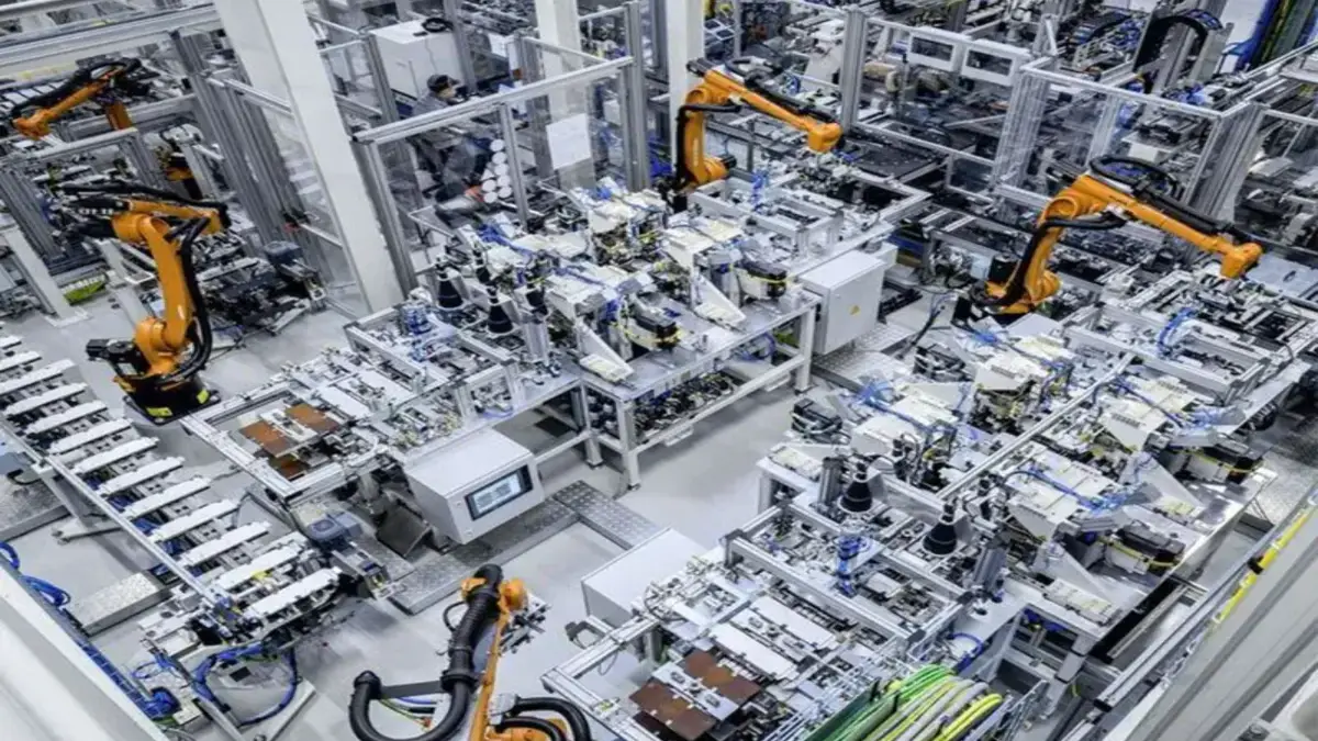 Optimal Lighting Solutions for Semiconductor Factories: Requirements, Types, and Applications